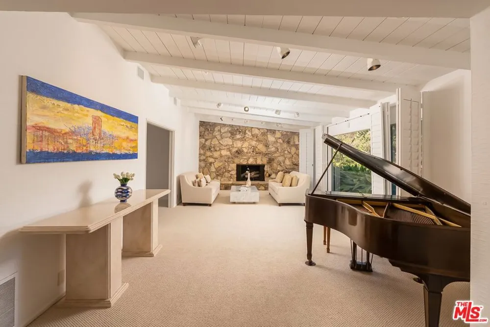 521 Rexford Drive Beverly Hills, CA 90210