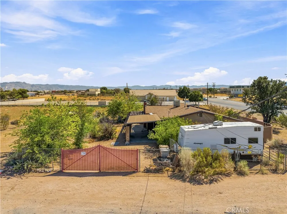 11273 Hesperia Road Hesperia, CA 92345