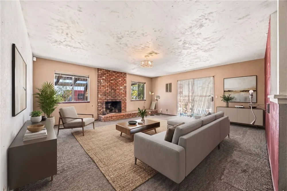 11273 Hesperia Road Hesperia, CA 92345