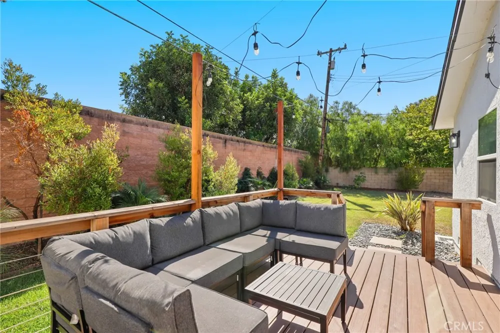 3095 College Avenue Costa Mesa, CA 92626