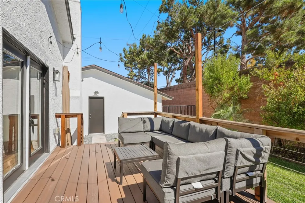 3095 College Avenue Costa Mesa, CA 92626