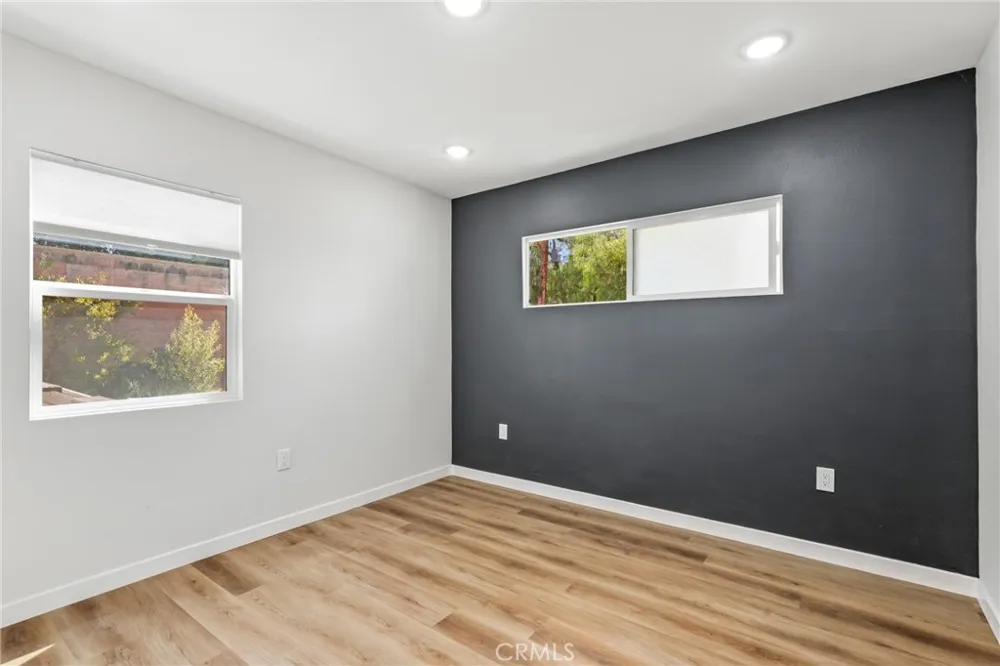 3095 College Avenue Costa Mesa, CA 92626