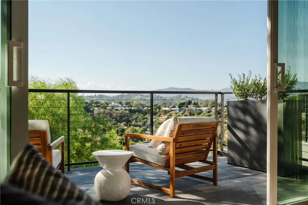 3215 Amethyst St Los Angeles, CA 90032