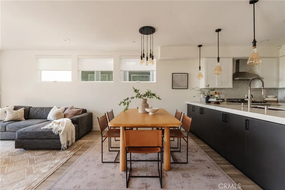 3215 Amethyst St Los Angeles, CA 90032