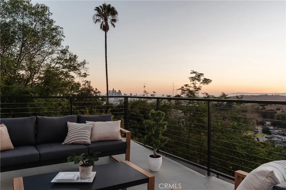 3215 Amethyst St Los Angeles, CA 90032