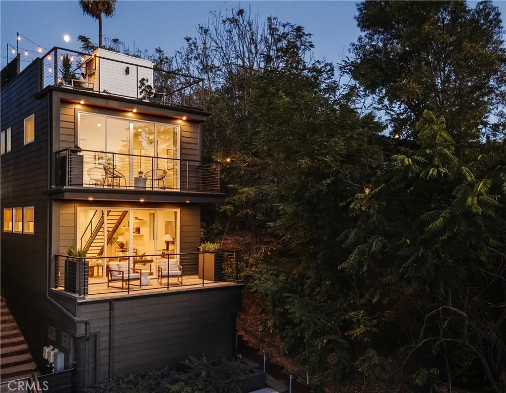 3215 Amethyst St Los Angeles, CA 90032