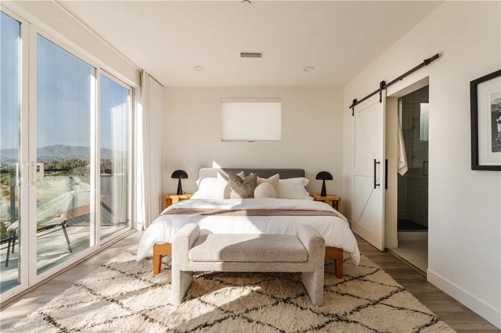 3215 Amethyst St Los Angeles, CA 90032