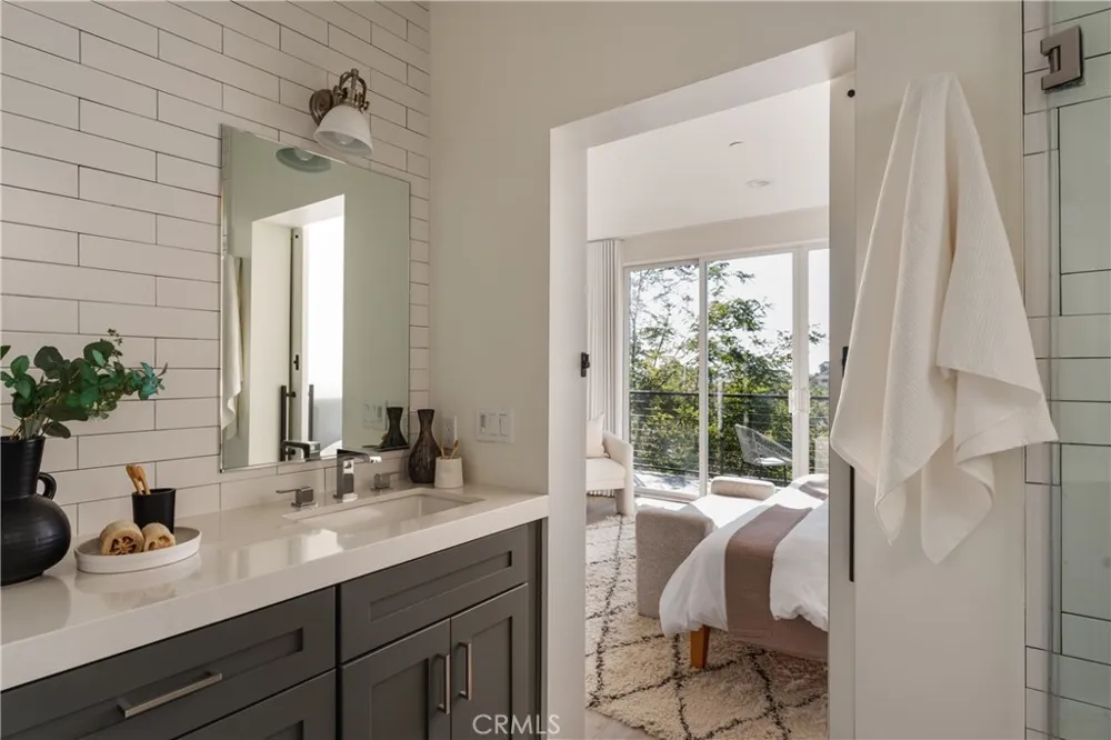 3215 Amethyst St Los Angeles, CA 90032
