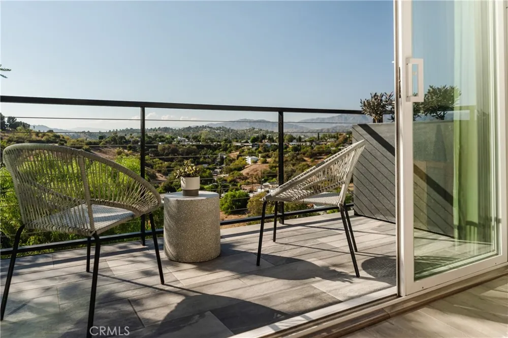 3215 Amethyst St Los Angeles, CA 90032