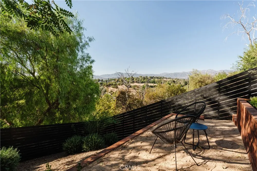 3215 Amethyst St Los Angeles, CA 90032