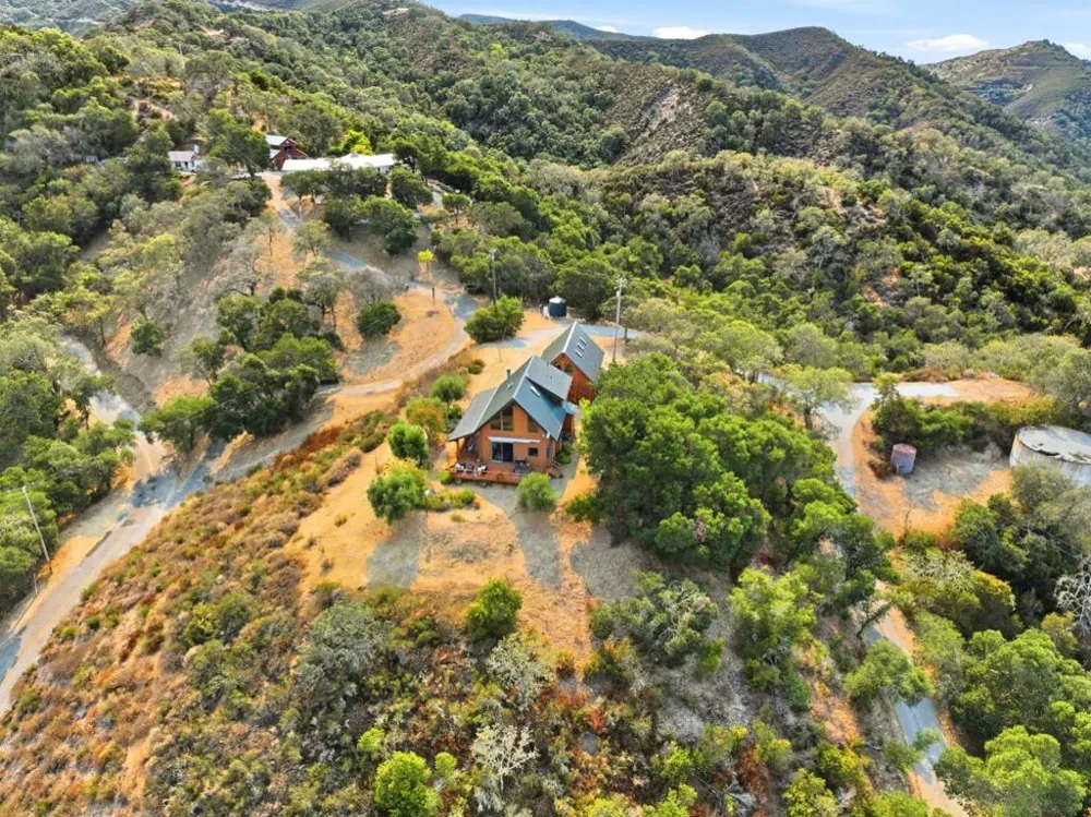 6425 San Juan Canyon Road San Juan Bautista, CA 95045
