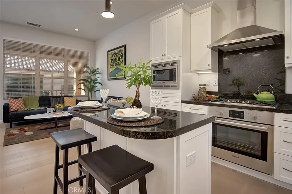 61 Fairymoss Irvine, CA 92620
