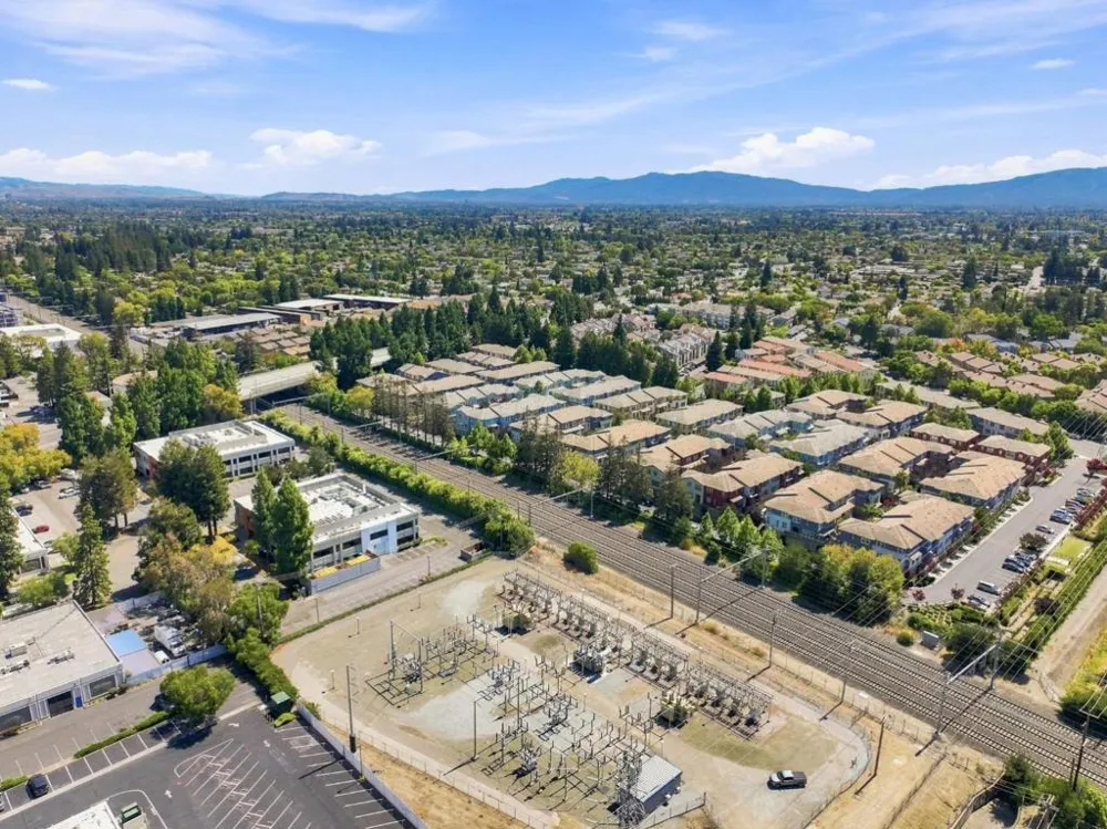 102 Lemmon Terrace Sunnyvale, CA 94086
