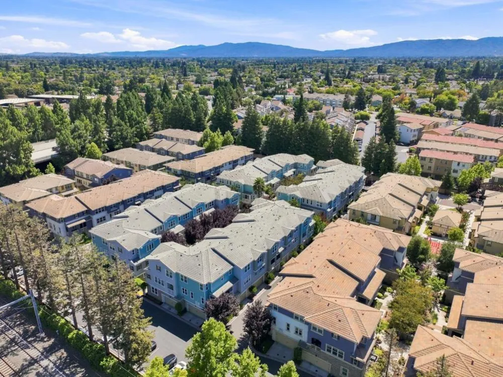102 Lemmon Terrace Sunnyvale, CA 94086