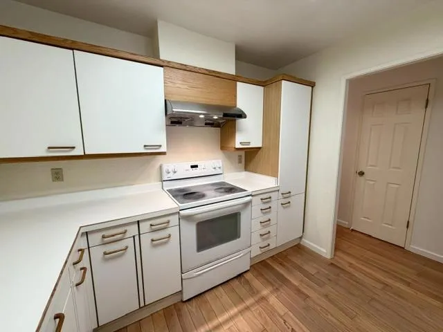 173 Sierra Vista Avenue #14 Mountain View, CA 94043