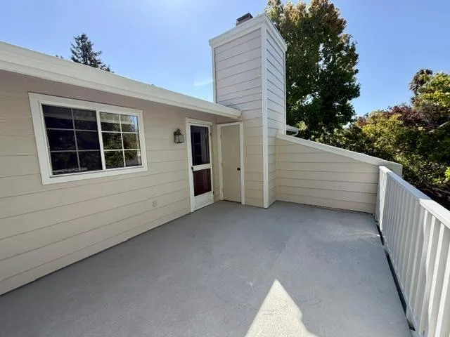 173 Sierra Vista Avenue #14 Mountain View, CA 94043