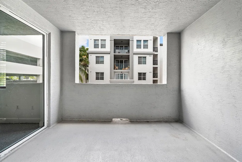 1660 Renaissance Commons Boulevard #2421 Boynton Beach, FL 33426