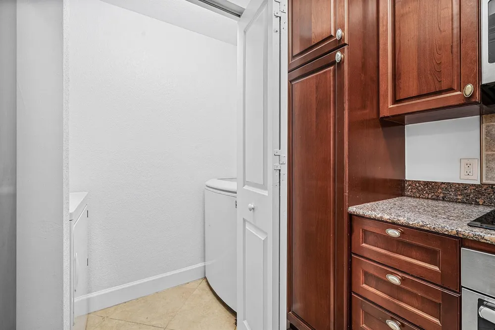 1660 Renaissance Commons Boulevard #2421 Boynton Beach, FL 33426