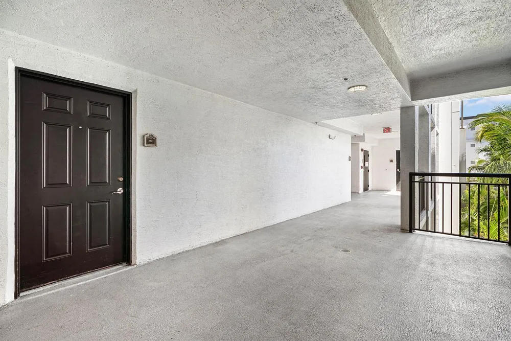 1660 Renaissance Commons Boulevard #2421 Boynton Beach, FL 33426