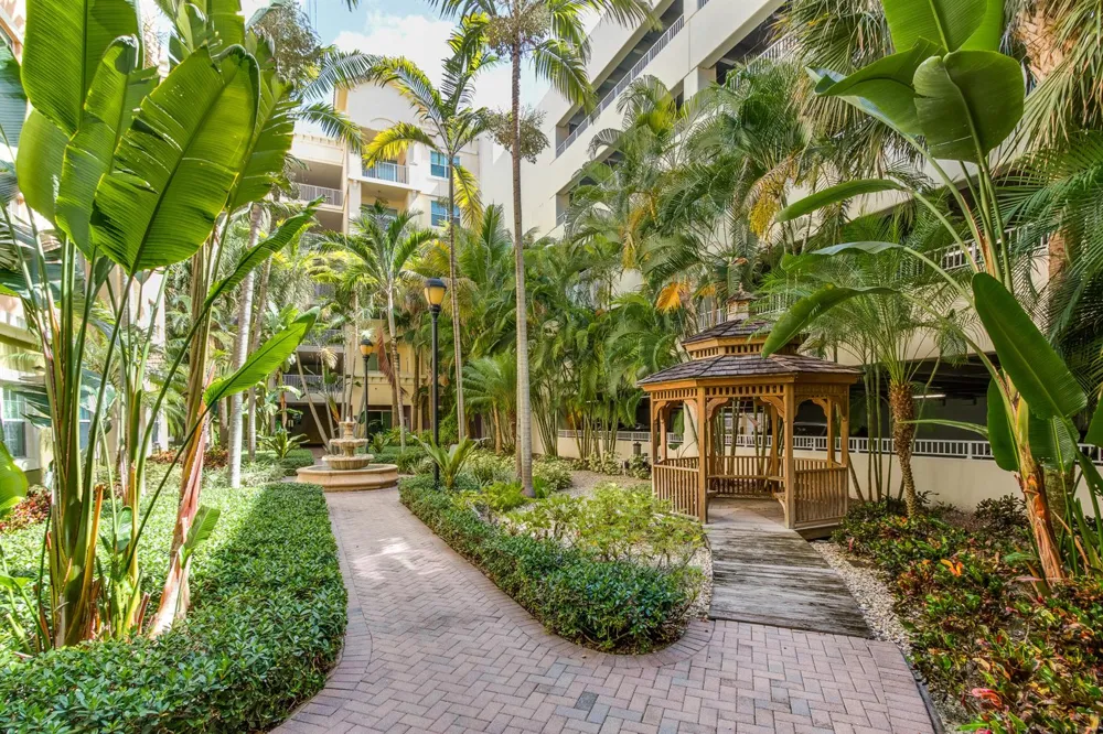 1660 Renaissance Commons Boulevard #2421 Boynton Beach, FL 33426