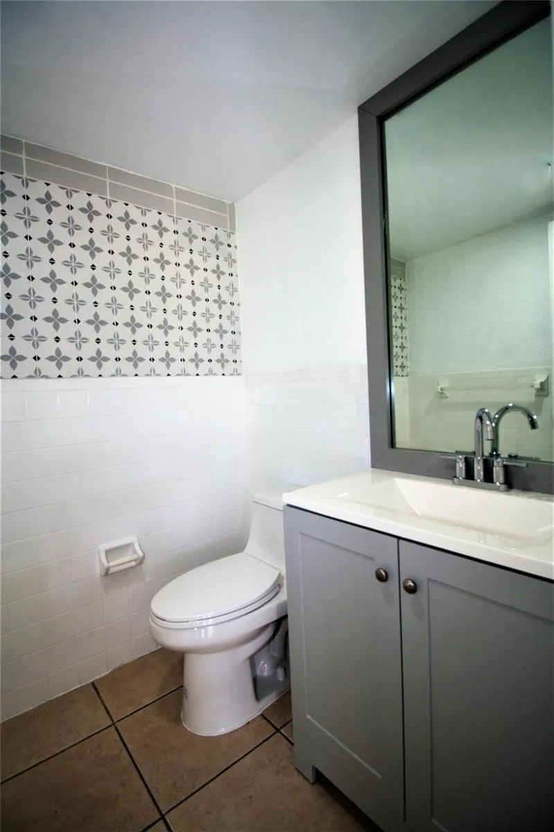 7000 NW 186TH STREET #4-217 Hialeah, FL 33015