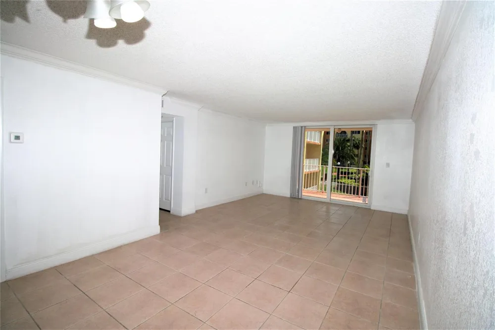 7000 NW 186TH STREET #4-217 Hialeah, FL 33015