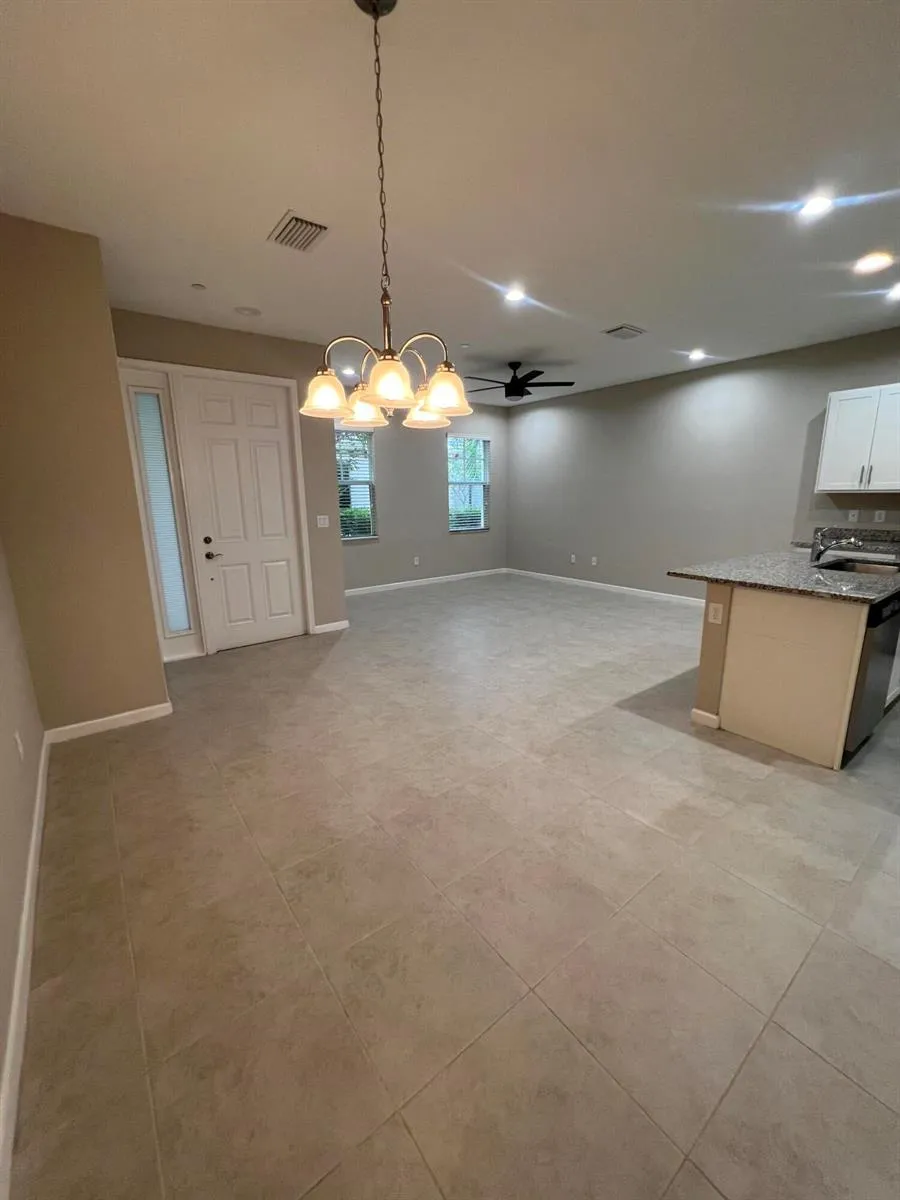 14404 EMERALD PLACE WAY #14404 Delray Beach, FL 33484