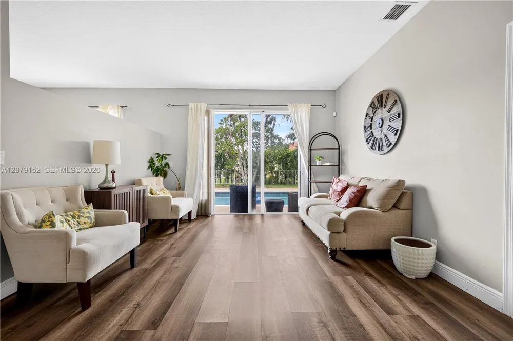 11625 NW 48th St Coral Springs, FL 33076