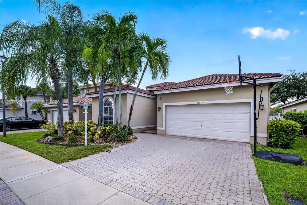 11625 NW 48th St Coral Springs, FL 33076