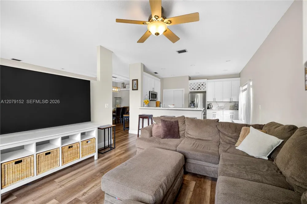 11625 NW 48th St Coral Springs, FL 33076