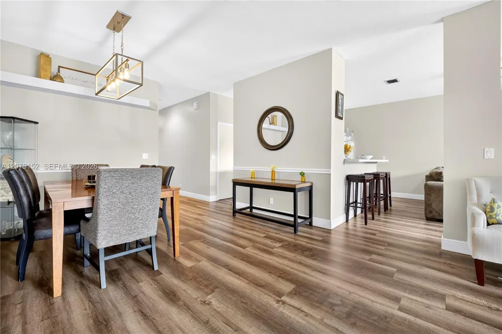 11625 NW 48th St Coral Springs, FL 33076