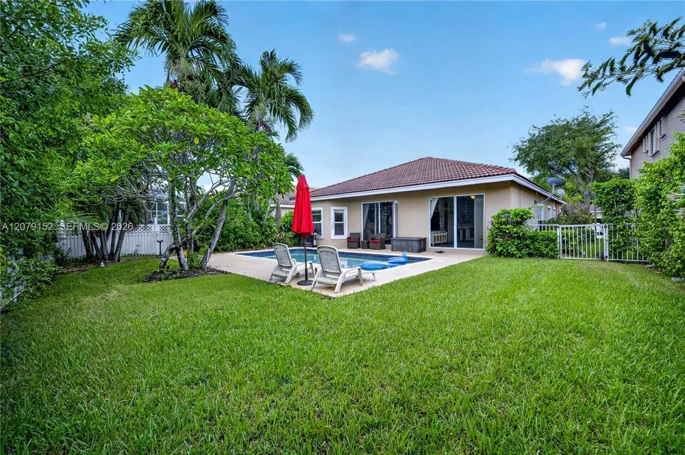 11625 NW 48th St Coral Springs, FL 33076