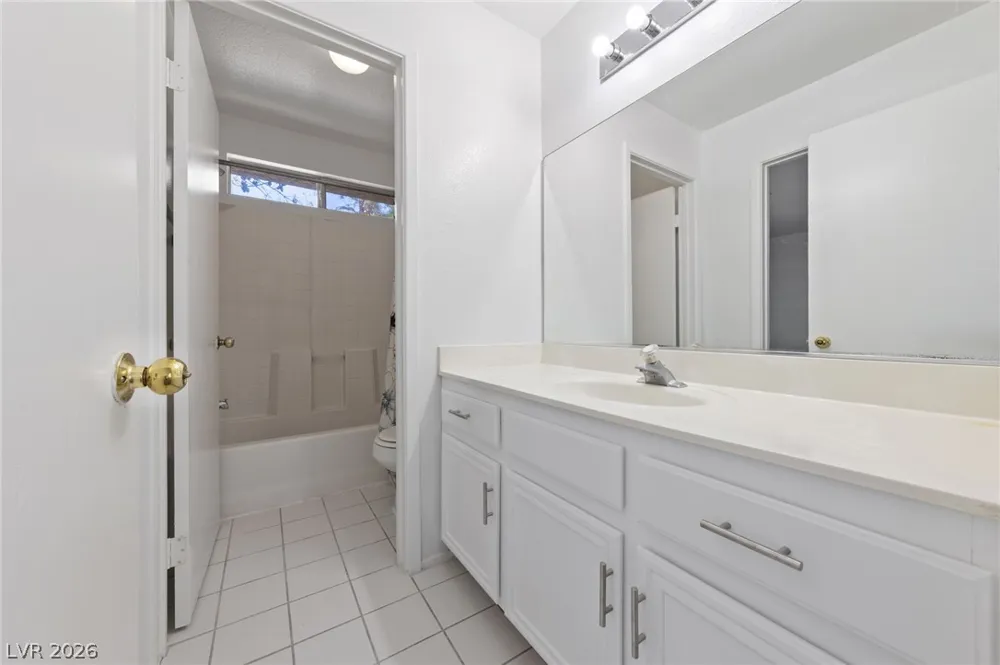 8025 Cherish Avenue Las Vegas, NV 89128