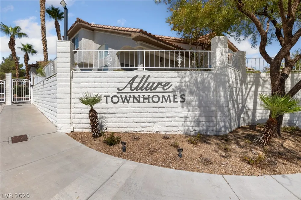 8025 Cherish Avenue Las Vegas, NV 89128