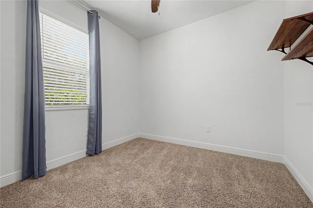 10530 MEDFORD LAKE DRIVE Riverview, FL 33578