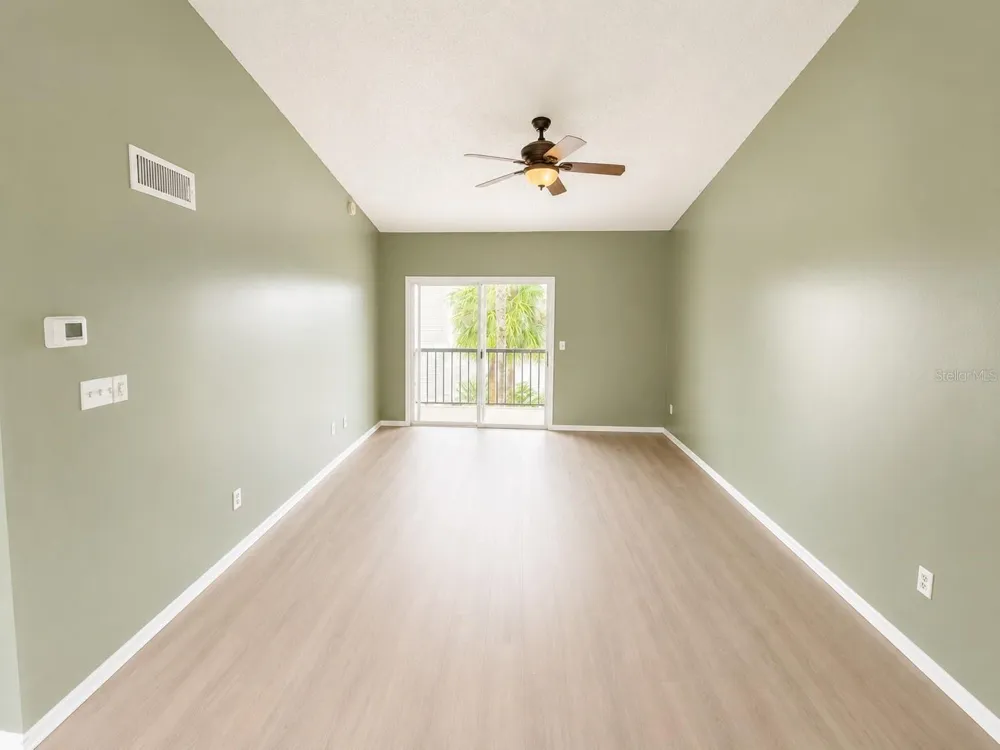 1908 LAKE ATRIUMS CIRCLE #9 Orlando, FL 32839