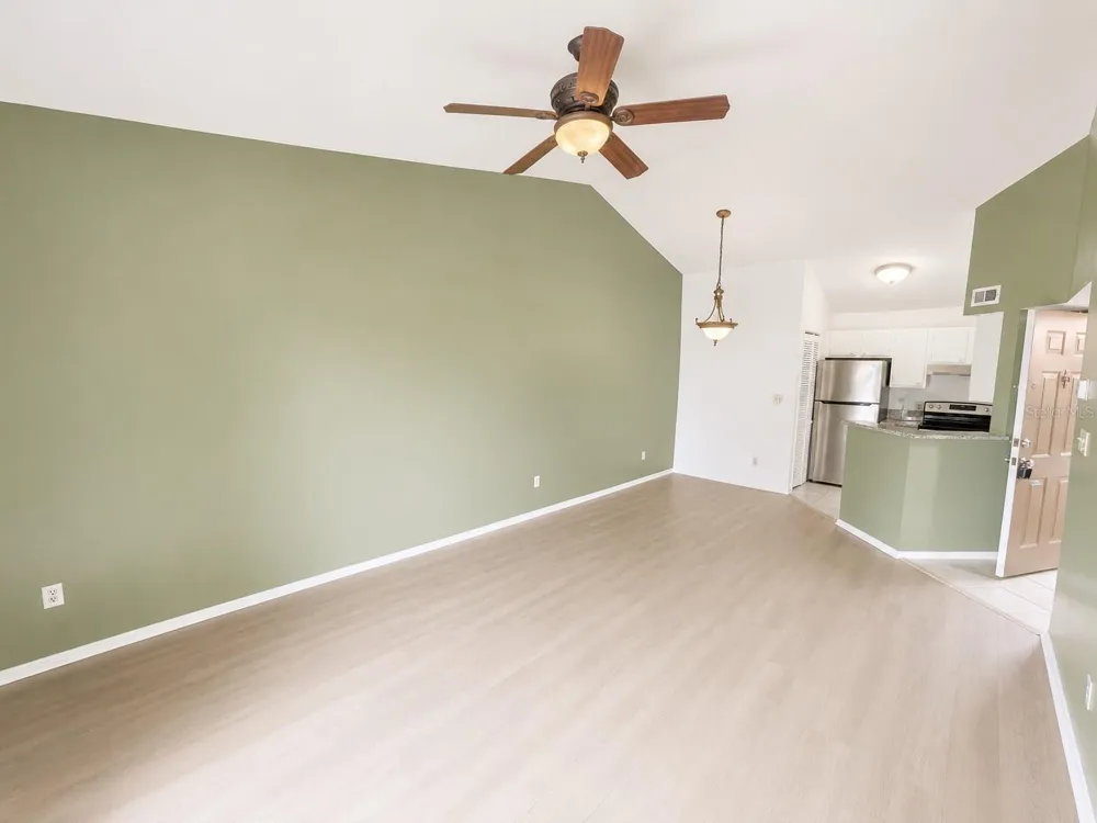 1908 LAKE ATRIUMS CIRCLE #9 Orlando, FL 32839