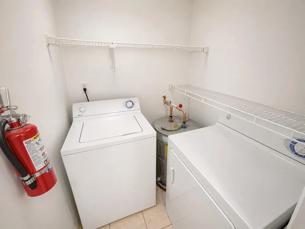 1908 LAKE ATRIUMS CIRCLE #9 Orlando, FL 32839