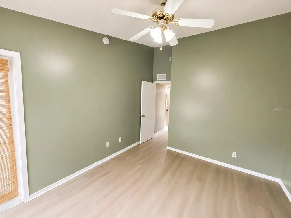 1908 LAKE ATRIUMS CIRCLE #9 Orlando, FL 32839