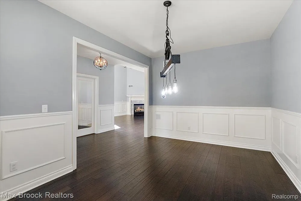 53715 Springdale Street Macomb Township, MI 48042