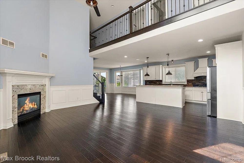 53715 Springdale Street Macomb Township, MI 48042