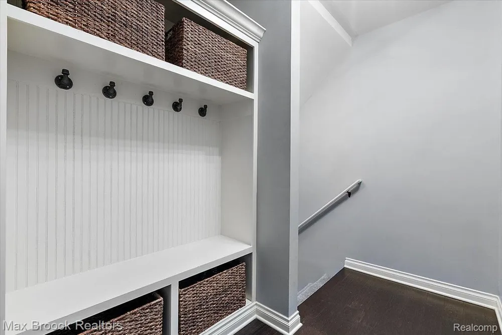 53715 Springdale Street Macomb Township, MI 48042