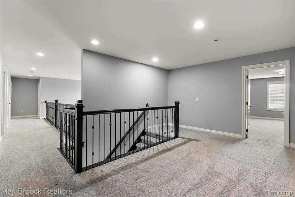 53715 Springdale Street Macomb Township, MI 48042