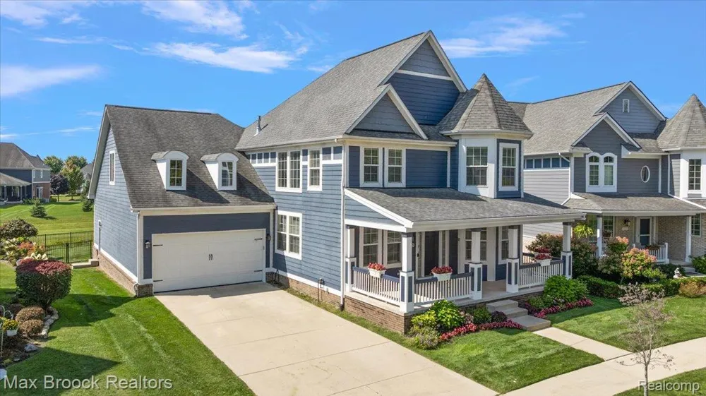 53715 Springdale Street Macomb Township, MI 48042