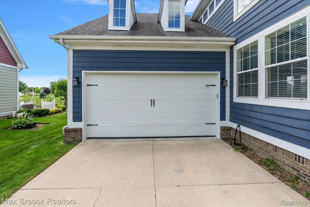 53715 Springdale Street Macomb Township, MI 48042