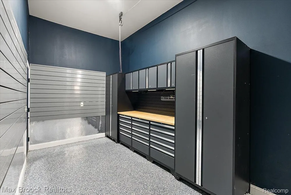 53715 Springdale Street Macomb Township, MI 48042