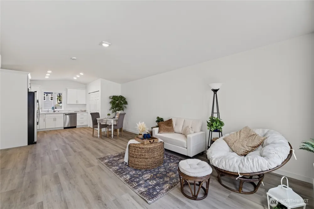 6884 Helena Street Clinton, WA 98236