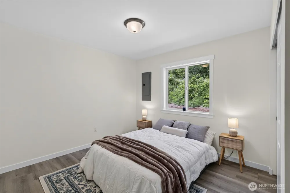 6884 Helena Street Clinton, WA 98236