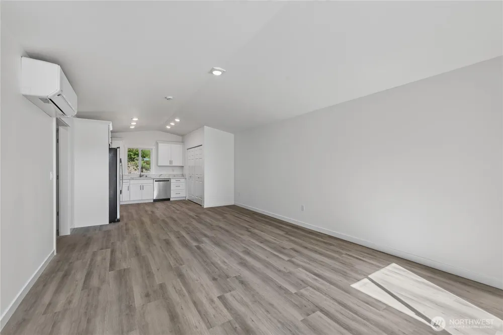 6888 Helena Street Clinton, WA 98236