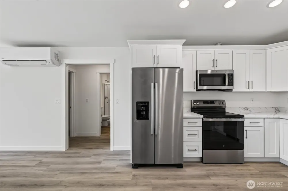 6888 Helena Street Clinton, WA 98236